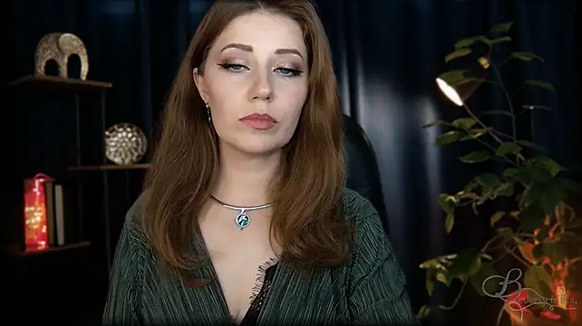 MissBeverlyMills Webcam-Show