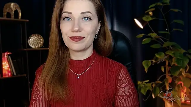MissBeverlyMills Show in webcam