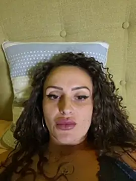 Caramellaa Webcam show