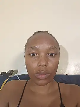แชท XXX สดของ Brownskin_girlie