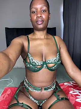 Kinkyy_ Chat XXX in diretta