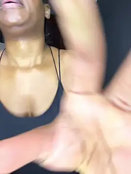 Kinkyy_'s Webcam Show