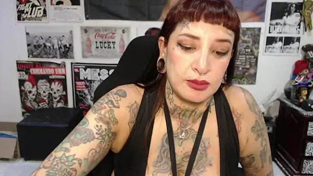 Chat XXX ao vivo de Rollyderolandia666