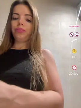 Show modela MatildaHai na web-kameri