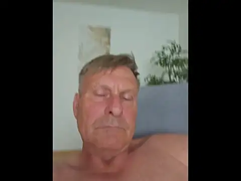 johnnym1 – webcam-show