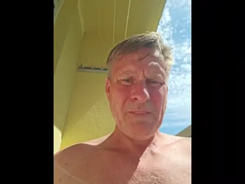Show modela johnnym1 na web-kameri