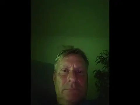 Show modela johnnym1 na web-kameri