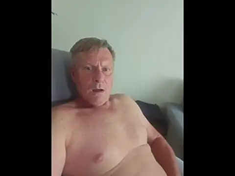 Show modela johnnym1 na web-kameri
