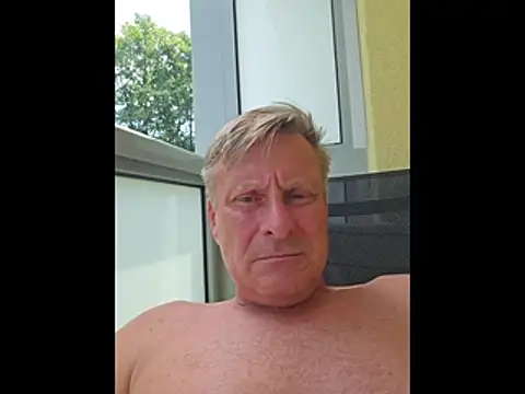 Show modela johnnym1 na web-kameri