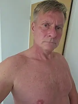הופעת וובקאם של johnnym1
