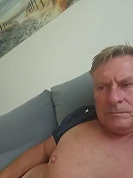 johnnym1 webkamerás műsora