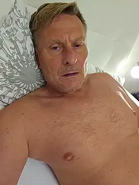 Show modela johnnym1 na web-kameri