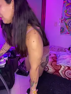 Czat XXX na żywo – Amarantha_666