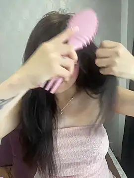 dayis_buteran Webbikameraesitys