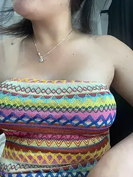 dayis_butera Show in webcam