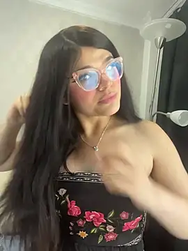 dayis_buteran Webbikameraesitys