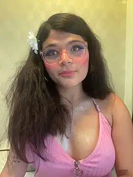 dayis_buteran Webbikameraesitys