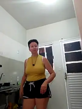 MILEIDE980 即時 XXX 聊天