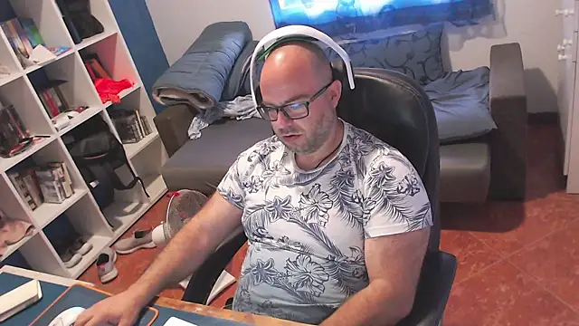 ravingr4d4 Webcam Show