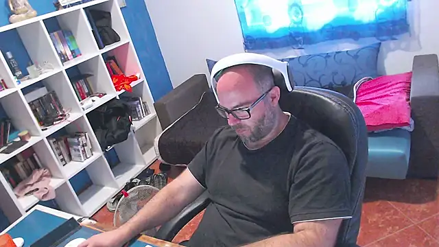 Show de ravingr4d4 na webcam