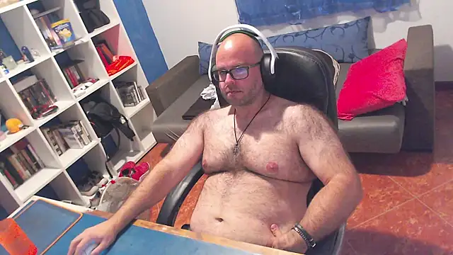 ravingr4d4 Show in webcam