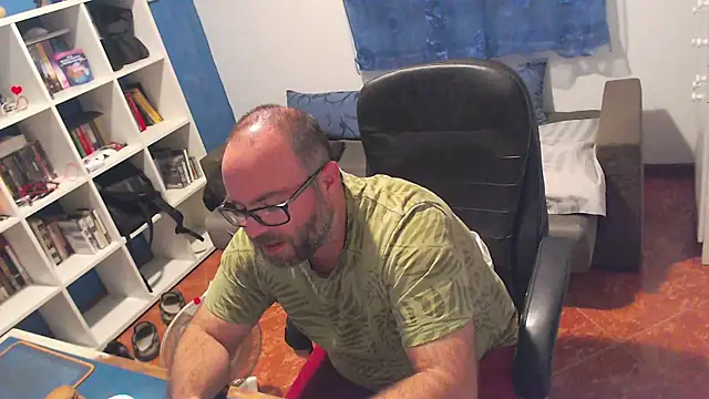 ravingr4d4 webkamerás műsora