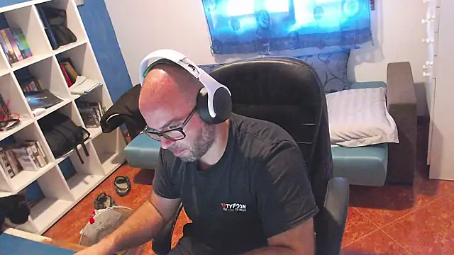 ravingr4d4 webcam show