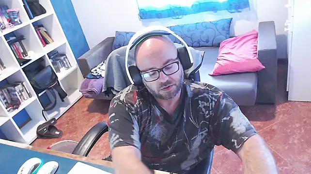 Show de ravingr4d4 na webcam