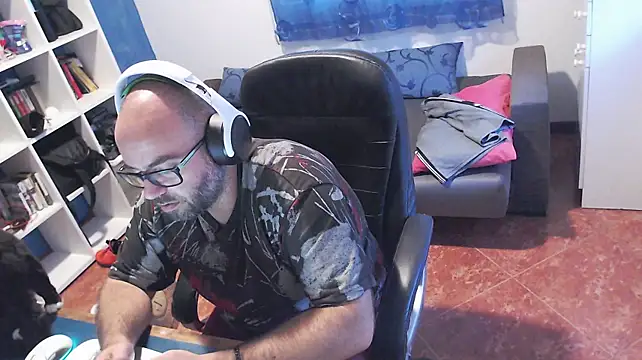 Show de ravingr4d4 na webcam