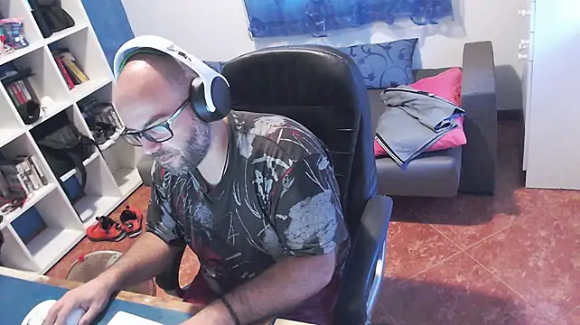ravingr4d4 webkamerás műsora
