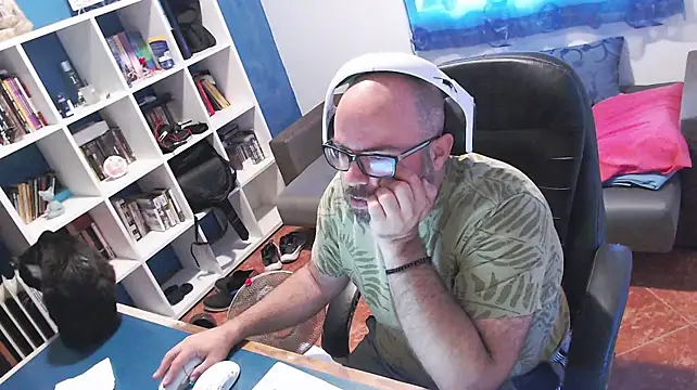 ravingr4d4's Webcam Show