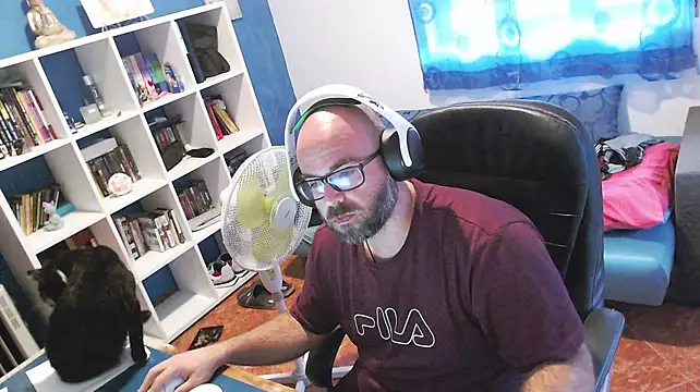 Show de ravingr4d4 na webcam
