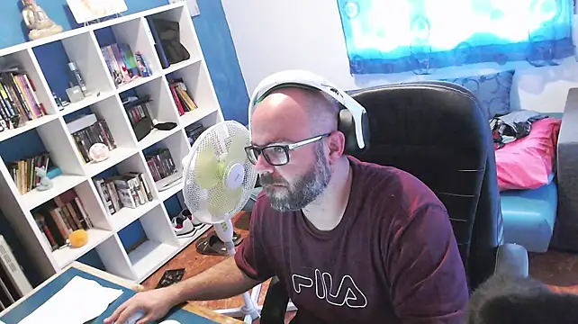 ravingr4d4's Webcam Show