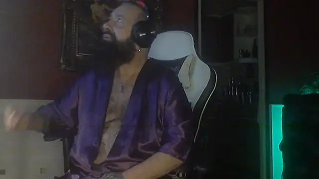 maseurbeardedpig Webcamshow