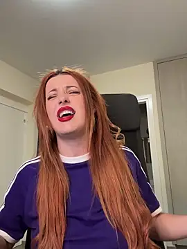 RoxxyDallas – Naživo chatovacia miestnosť