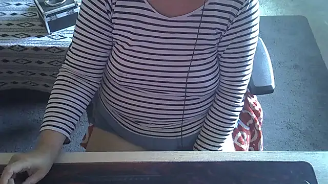 Chatroom XXX en direct de Silvia2277