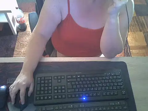 Silvia2277 Chat XXX in diretta