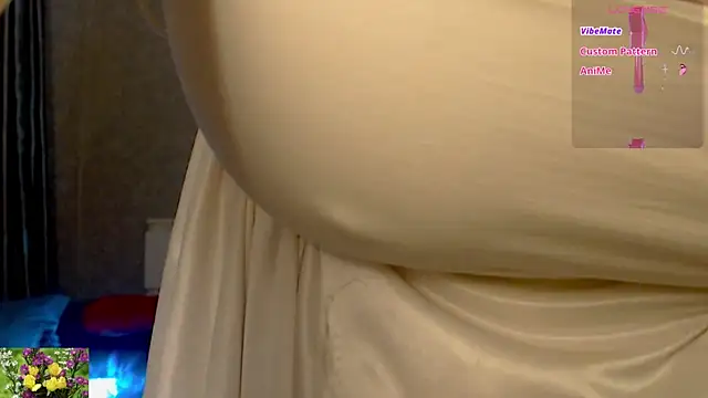 0H_Luna Chat XXX in diretta