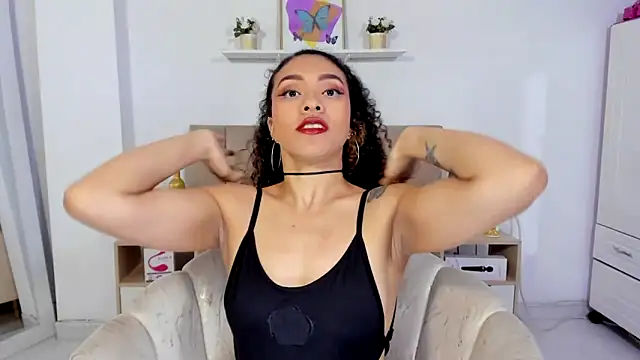Zoe_Gruber Adlı Modelin Canlı XXX Sohbeti