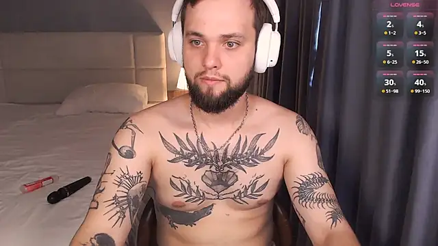ChillyXO's Webcam Show