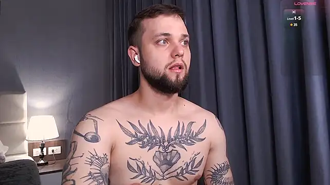 ChillyXO Webcam Show