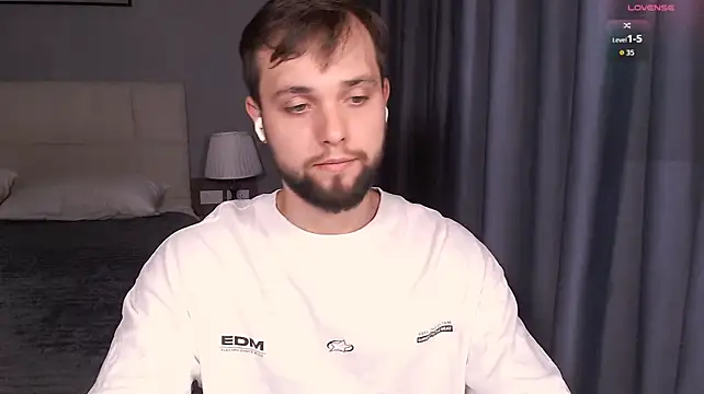 ChillyXO Webcam Show
