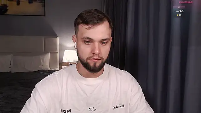 ChillyXO Webcamshow