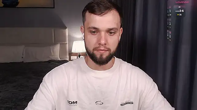 ChillyXO Webcamshow
