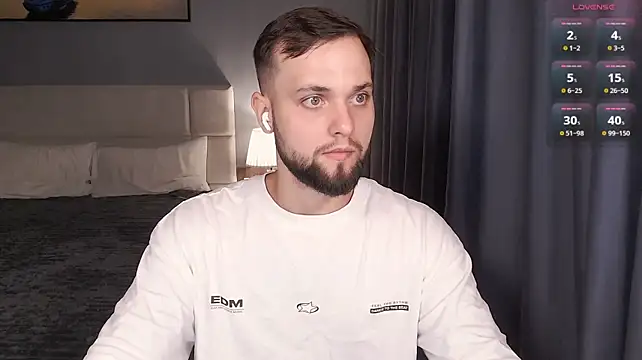 ChillyXO Webcam Show