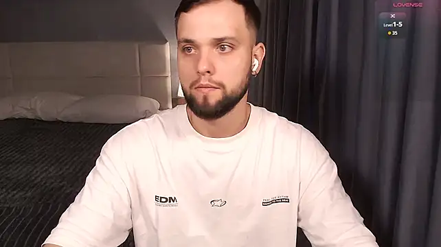 ChillyXO Webcamshow