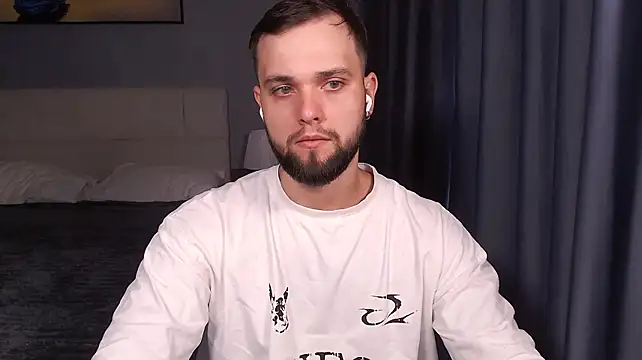 ChillyXO 在線直播表演