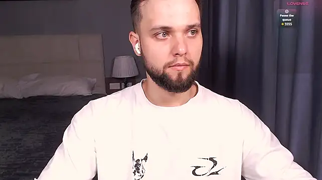 ChillyXO Webcam Show
