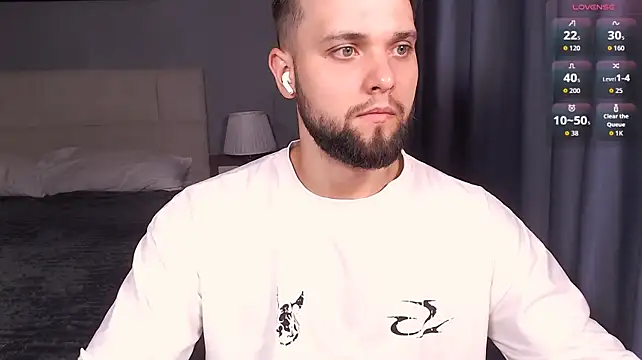 ChillyXO Webcam Show