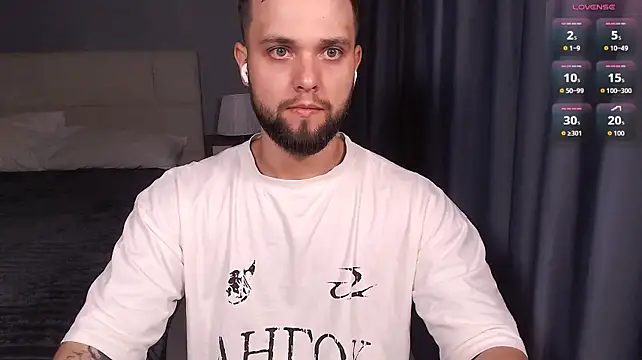 ChillyXO Webcam Show